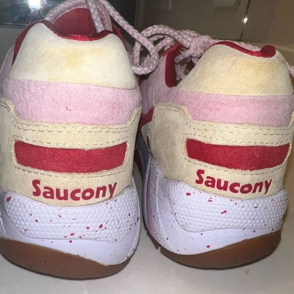 Saucony MEN 9.5 G9 Shadow 5 Scoops Strawberry vanilla ice cream sneakers RARE!!! - Picture 14 of 16